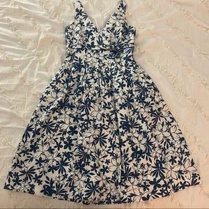 liz claiborne blue and white floral dress